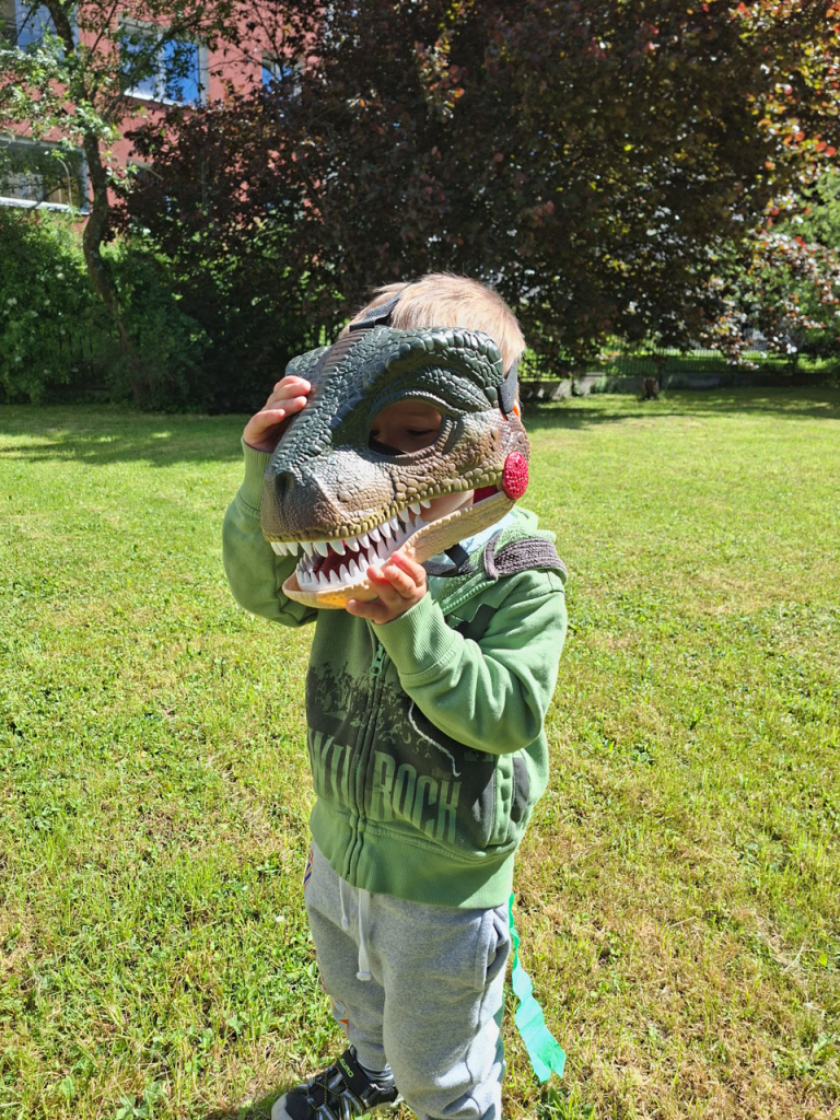 26_05_HK_dino_007.jpg